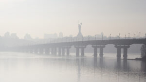 Забреднене повітря у Києві (ілюстративне зображення). Фото: Факти