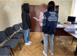 Розслідування випадку зґвалтування дитини. Фото: Офіс генерального прокурора.
