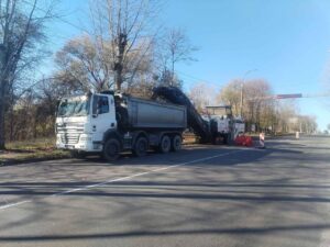 Ремонт дороги у Вишгороді. Фото: міська рада
