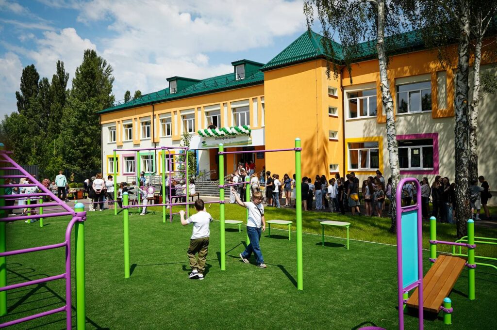 Відбудований Олізарівський ліцей. Фото: Микола Калашник