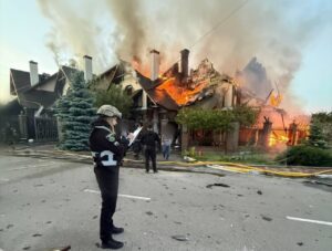Наслідки атаки на Київщині. Фото: поліція області