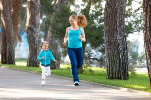 Сімейний біг. Фото: iStock
