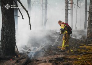 Гасіння пожежі в зоні відчуження.