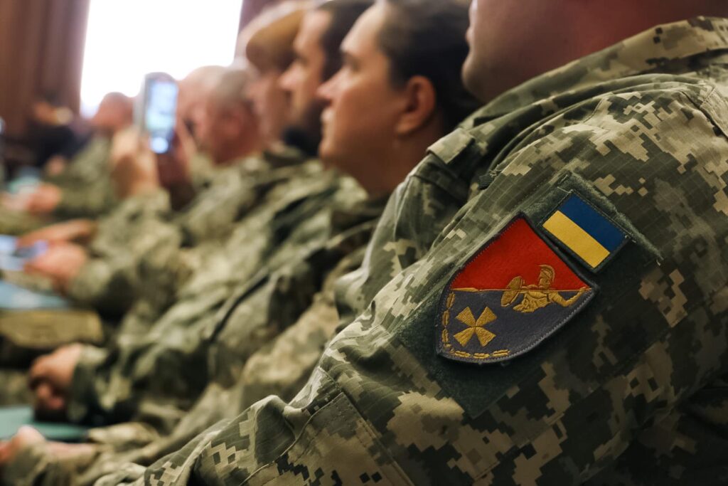 Воїни бригади «Буревій» пройшли спеціальне правове навчання, де розібрали алгоритми дій під час евакуації, захист власних прав та юридичні нюанси служби.